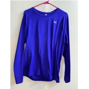 XL women’s under armour long sleeve shirt